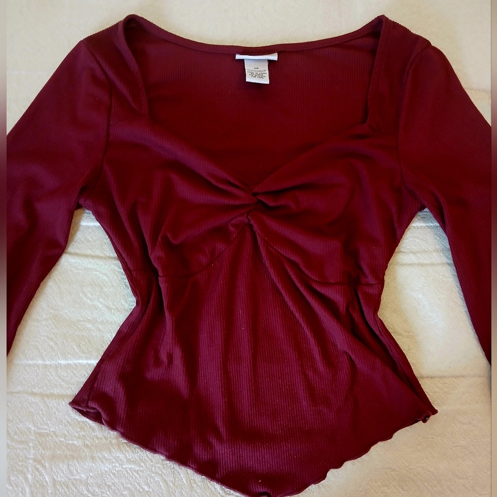 CUTE TOPS